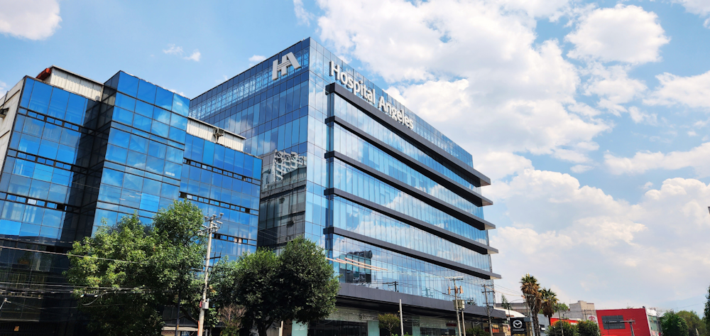 Hospital Angeles Exterior
